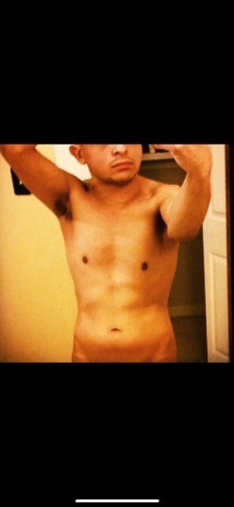 Foto desnuda filtrada de OnlyFans de Dr3