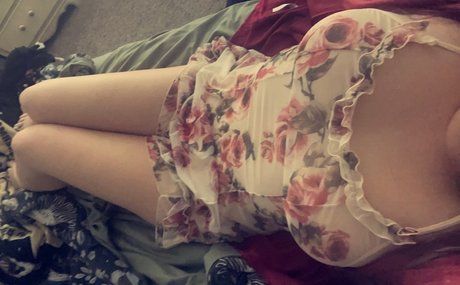 Foto desnuda filtrada de OnlyFans de Emi Baby