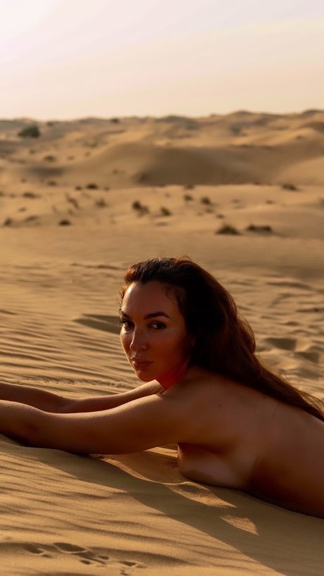 Foto desnuda filtrada de OnlyFans de Raphaelle Baron