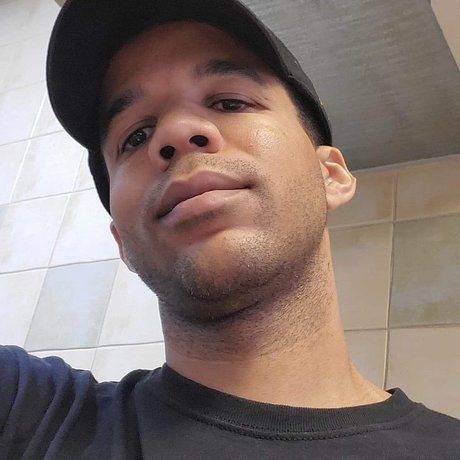 Foto desnuda filtrada de OnlyFans de Michael David Rambo