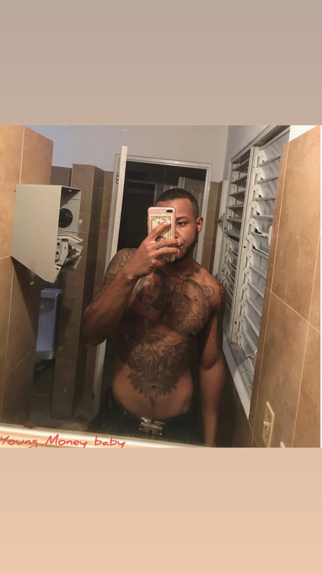 Foto desnuda filtrada de OnlyFans de Randy Lopez