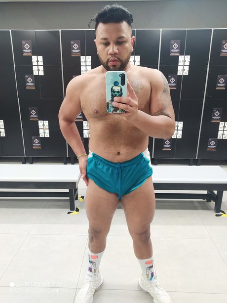 Foto desnuda filtrada de OnlyFans de Ramses Faraon