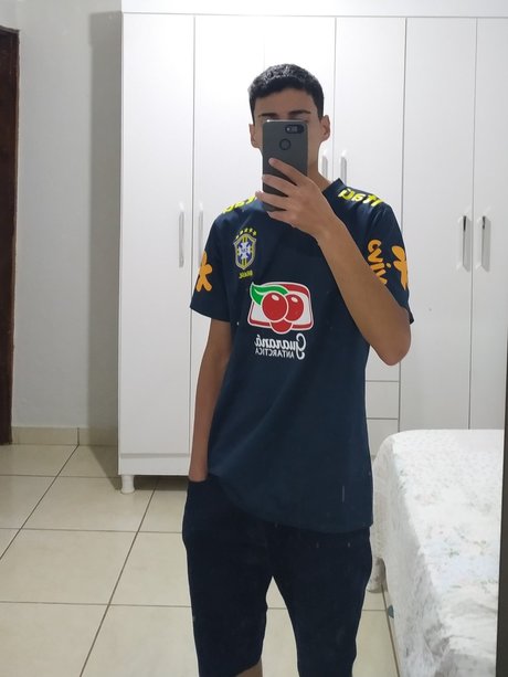 Foto desnuda filtrada de OnlyFans de Renan Gomes