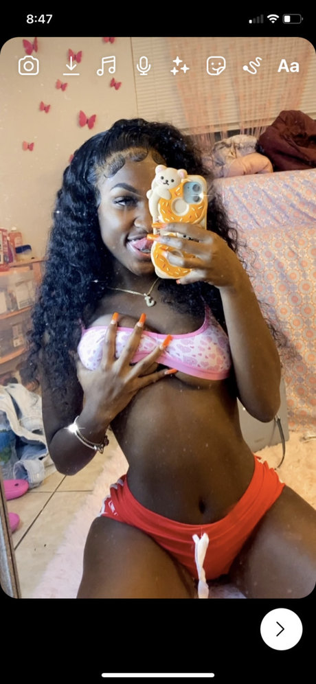 Foto desnuda filtrada de OnlyFans de Remaa Bhadd