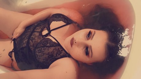 Foto desnuda filtrada de OnlyFans de Regan Masters