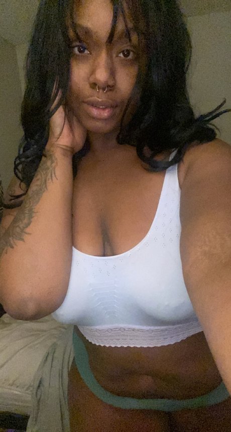 Foto desnuda filtrada de OnlyFans de Aj