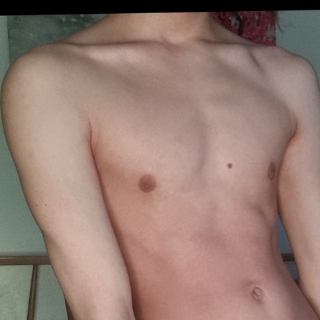 Foto desnuda filtrada de OnlyFans de Reece