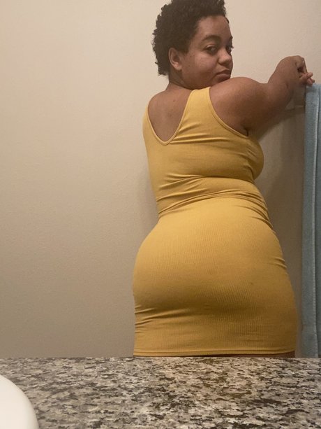 Foto desnuda filtrada de OnlyFans de Rayeraye