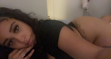 Foto desnuda filtrada de OnlyFans de Redbonestallion