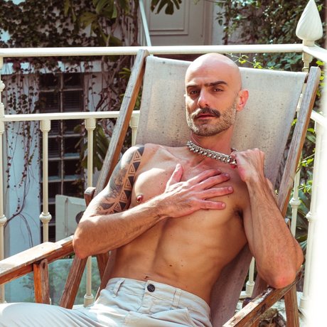 Foto desnuda filtrada de OnlyFans de Reco Romanello