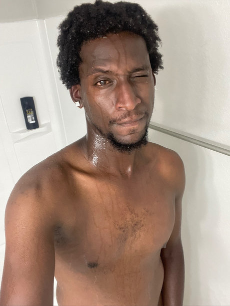 Foto desnuda filtrada de OnlyFans de Reckless Kidd