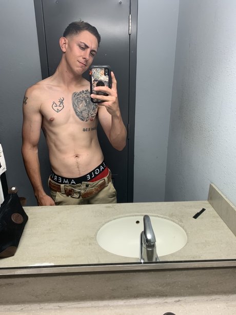 Foto desnuda filtrada de OnlyFans de Hunter