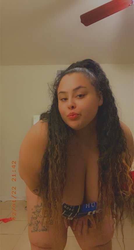Foto desnuda filtrada de OnlyFans de Queen Marie