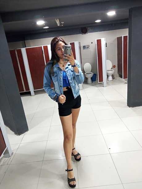 Foto desnuda filtrada de OnlyFans de Rosario