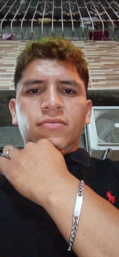 Foto desnuda filtrada de OnlyFans de Gildardo