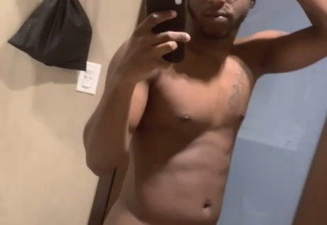 Foto desnuda filtrada de OnlyFans de Omegasheen