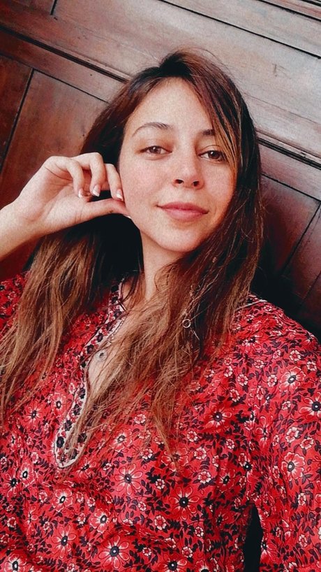 Foto desnuda filtrada de OnlyFans de Romi Surez Asmr