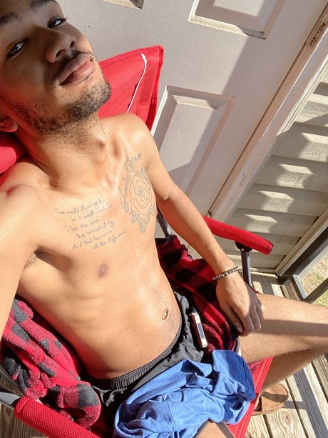 Foto desnuda filtrada de OnlyFans de Rome Dickson