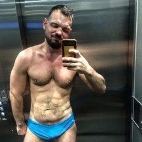 U6774641