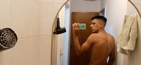 Foto desnuda filtrada de OnlyFans de Malandro 