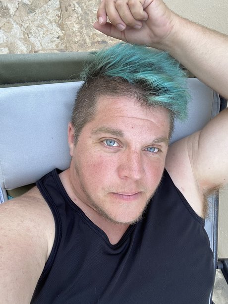 Foto desnuda filtrada de OnlyFans de Rocco Saturn