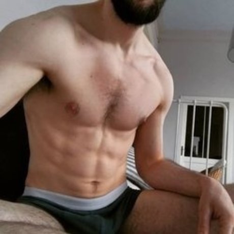 Foto desnuda filtrada de OnlyFans de Roboris89
