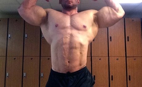 Foto desnuda filtrada de OnlyFans de Ryanmusclegod