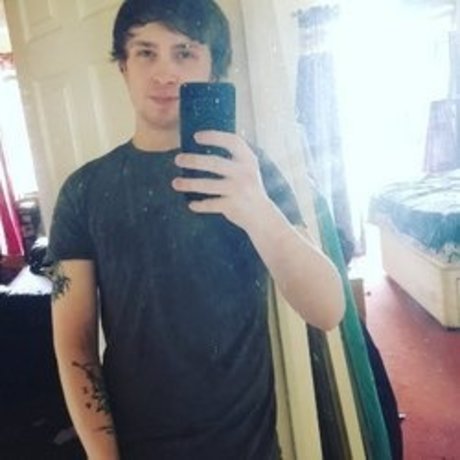 Foto desnuda filtrada de OnlyFans de Ryan Merryweather
