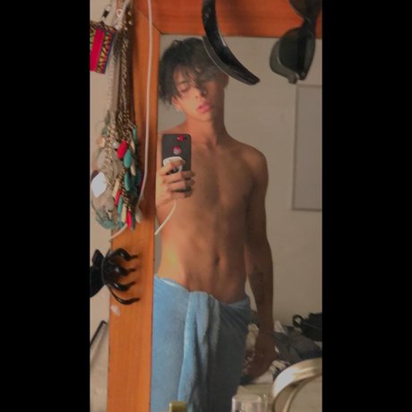 Foto desnuda filtrada de OnlyFans de Rxndy Mg