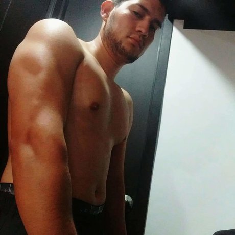 Foto desnuda filtrada de OnlyFans de Fabian Rubio