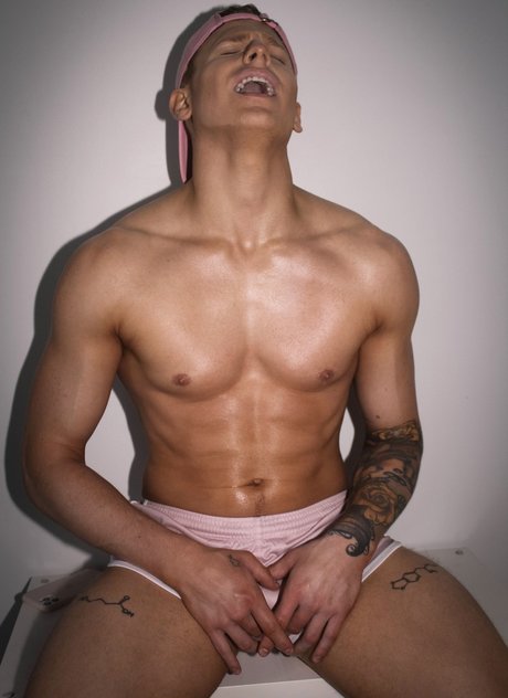 Foto desnuda filtrada de OnlyFans de Uhmatthew