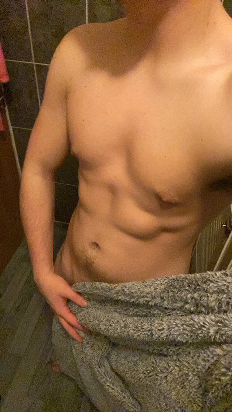 Foto desnuda filtrada de OnlyFans de Ross Warne