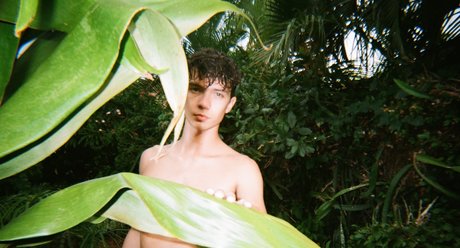 Foto desnuda filtrada de OnlyFans de Sam Ledger