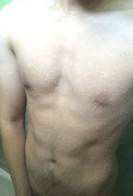 Foto desnuda filtrada de OnlyFans de Sam