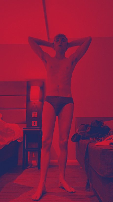 Foto desnuda filtrada de OnlyFans de Sam Bell