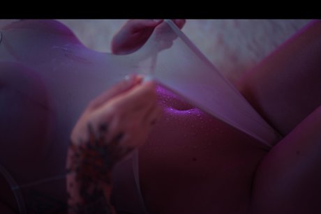 Foto desnuda filtrada de OnlyFans de Sah Vabien