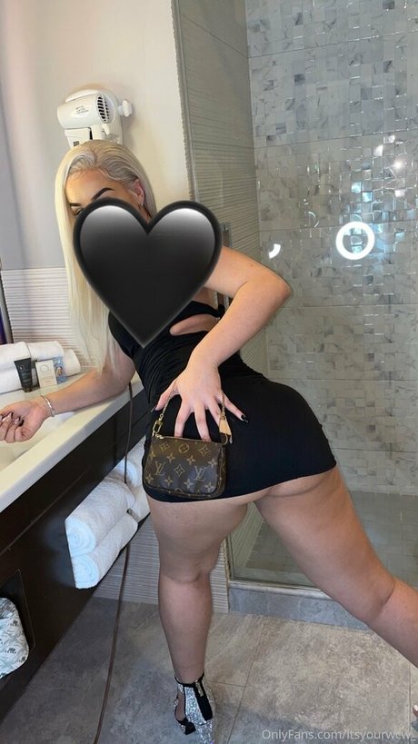 Foto desnuda filtrada de OnlyFans de Itsyourwcw