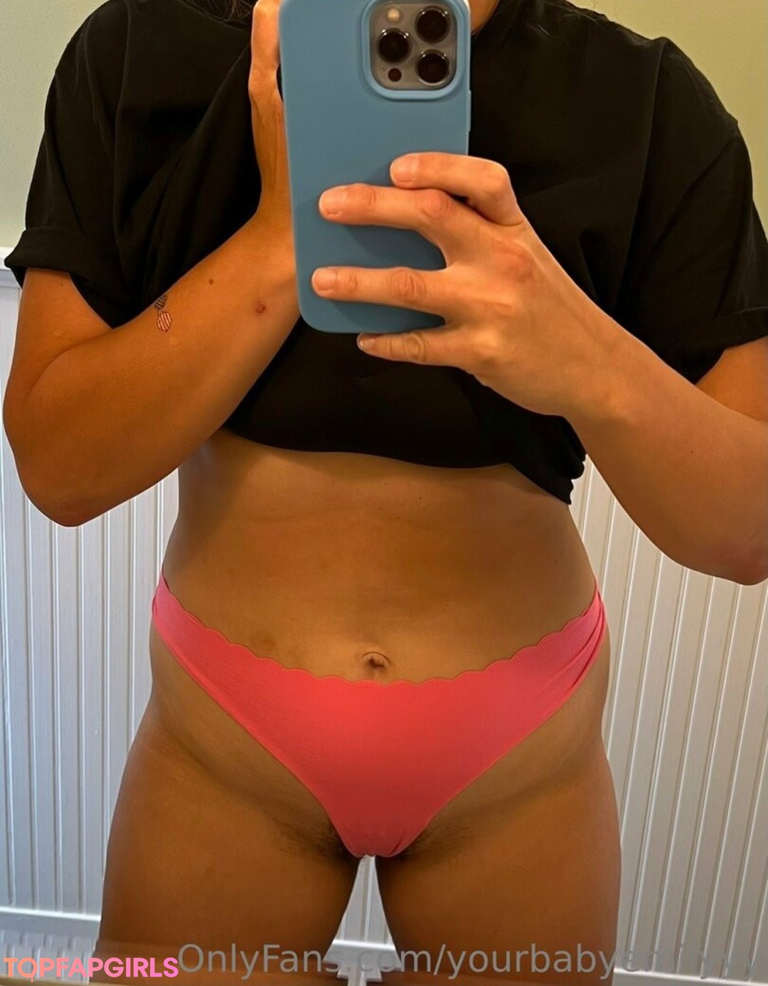 Foto desnuda filtrada de OnlyFans de Yourbabyemilyyy #193 Foto desnuda filtrada de OnlyFans de Yourbabyemilyyy #193