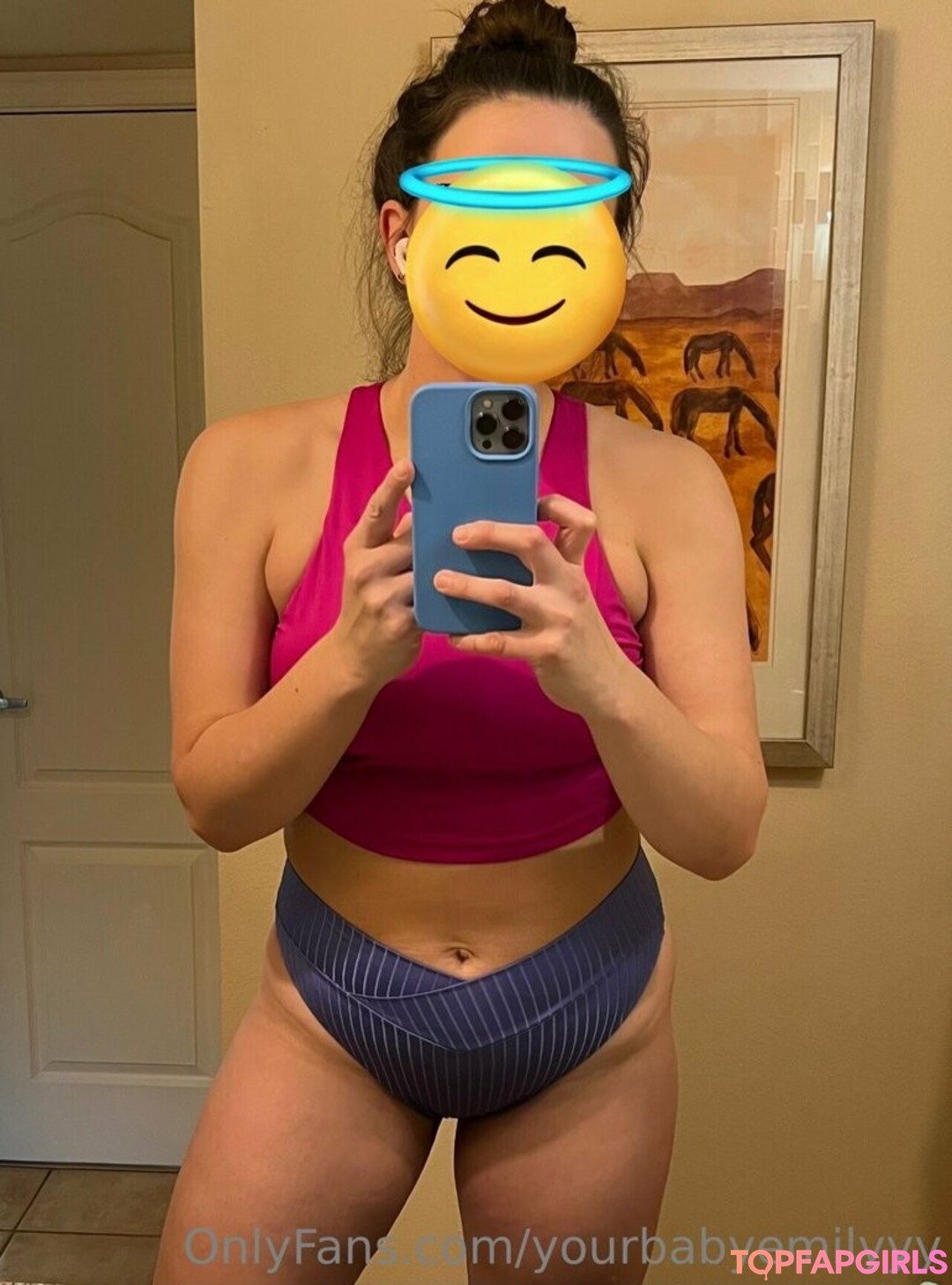 Foto desnuda filtrada de OnlyFans de Yourbabyemilyyy #6 Foto desnuda filtrada de OnlyFans de Yourbabyemilyyy #6