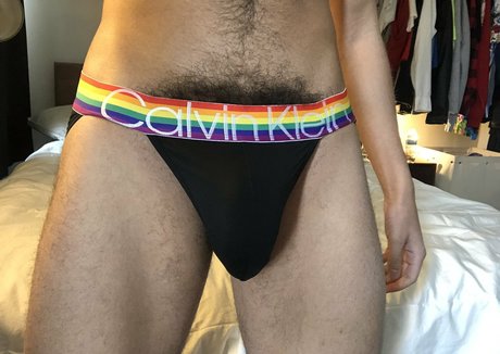 Foto desnuda filtrada de OnlyFans de Hunghedonist420