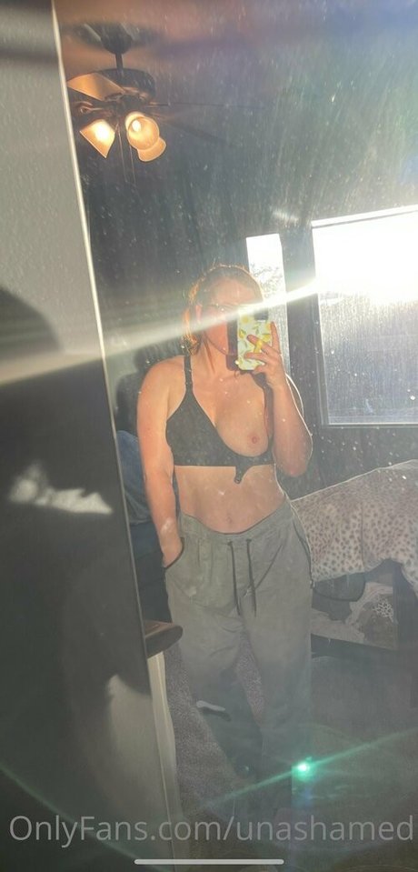 Foto desnuda filtrada de OnlyFans de Unashamed