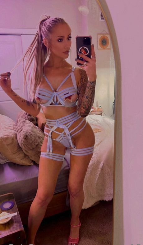 Vanessavon18