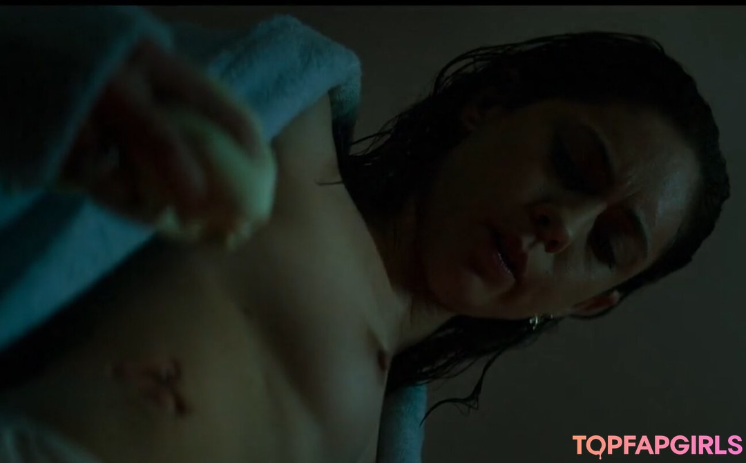 Foto desnuda filtrada de OnlyFans de Rosa Salazar #3 Foto desnuda filtrada de OnlyFans de Rosa Salazar #3