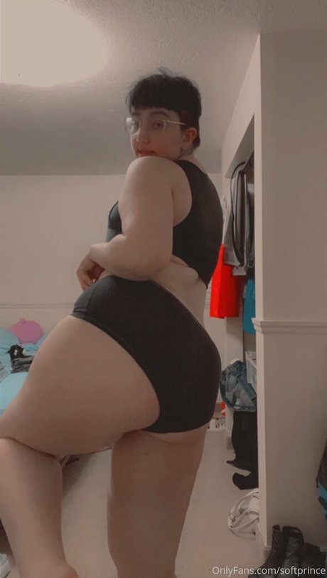 Foto desnuda filtrada de OnlyFans de softprince