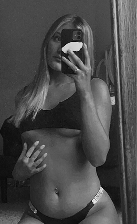 Foto desnuda filtrada de OnlyFans de Kayley Duncan
