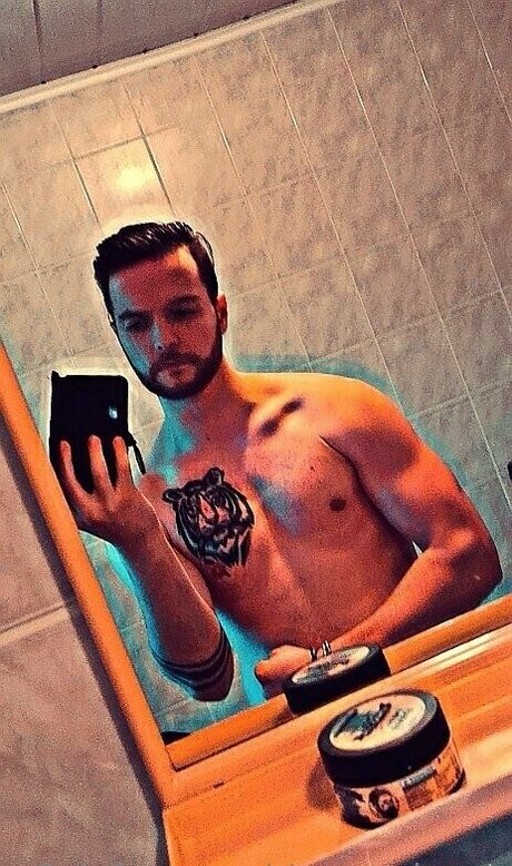 Foto desnuda filtrada de OnlyFans de Starcouplexxx
