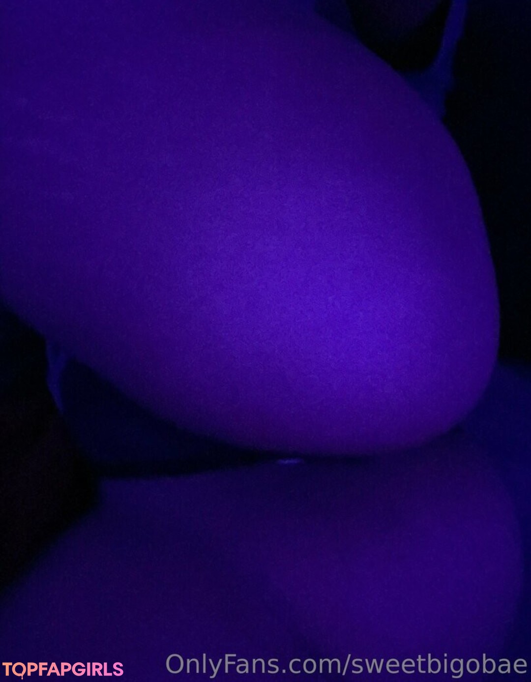 Foto desnuda filtrada de OnlyFans de Sweetbigobae #115 Foto desnuda filtrada de OnlyFans de Sweetbigobae #115