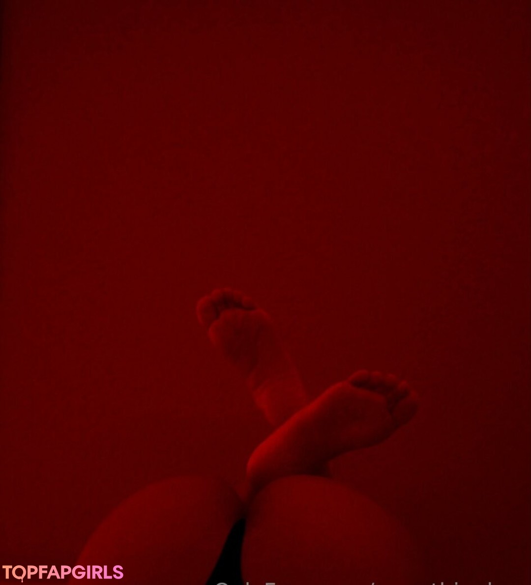 Foto desnuda filtrada de OnlyFans de Sweetbigobae #65 Foto desnuda filtrada de OnlyFans de Sweetbigobae #65