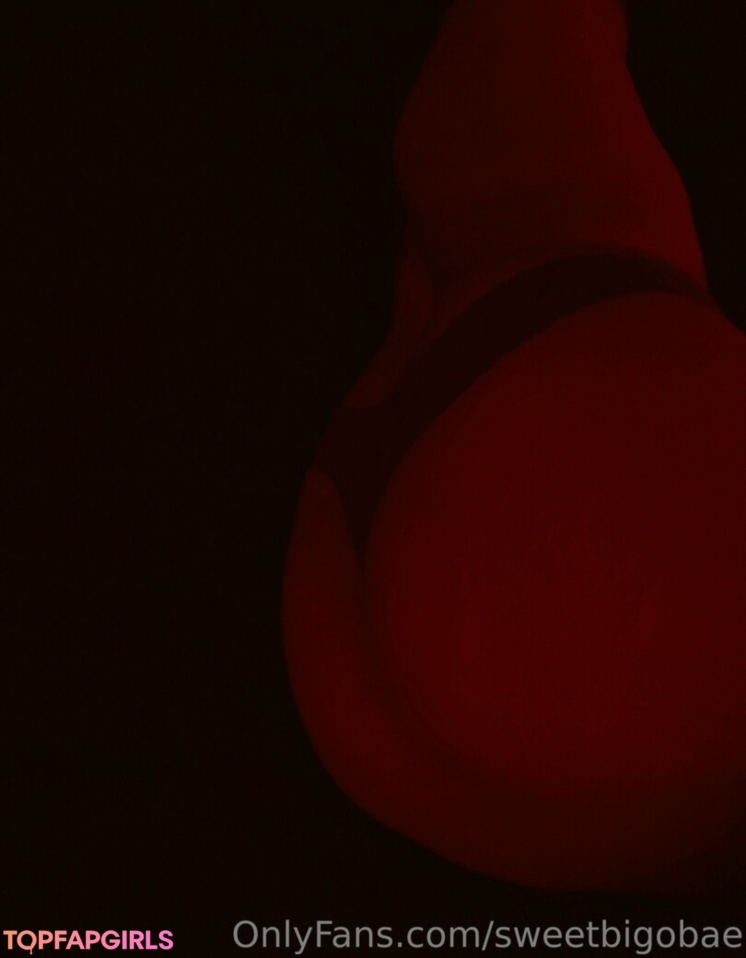 Foto desnuda filtrada de OnlyFans de Sweetbigobae #91 Foto desnuda filtrada de OnlyFans de Sweetbigobae #91