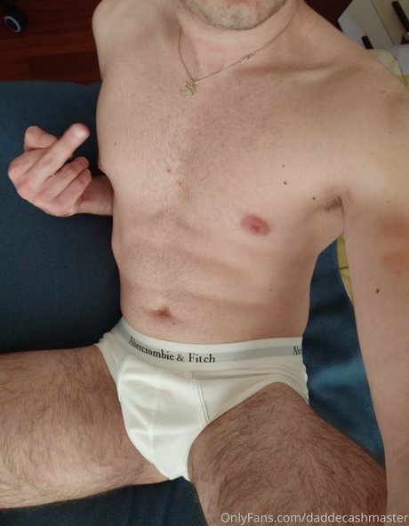 Foto desnuda filtrada de OnlyFans de Daddemaster